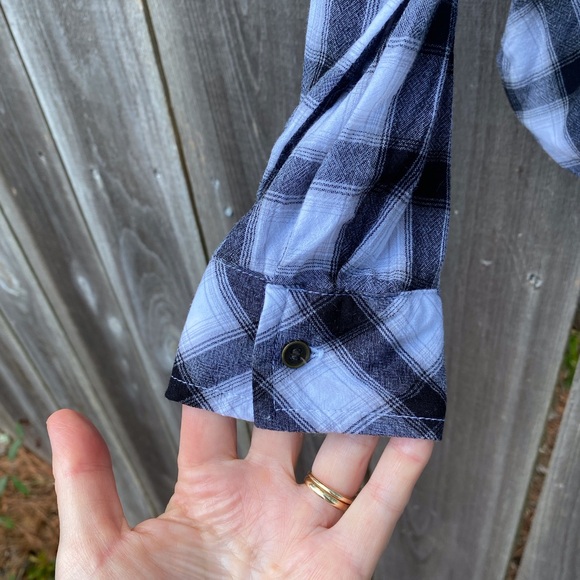 Black and White Knotted Front Plaid Blouse - Picture 2 of 6